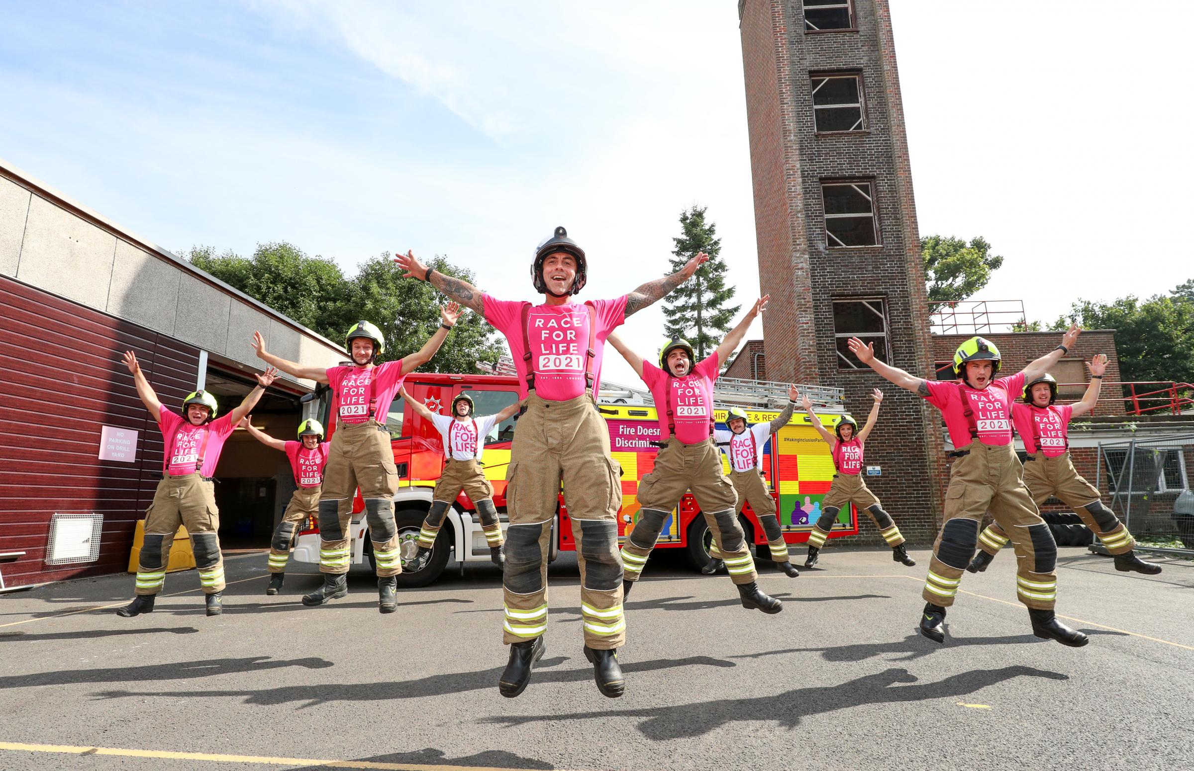 Firefighters Do Watford Race For Life After Cancer Diagnosis Watford Observer