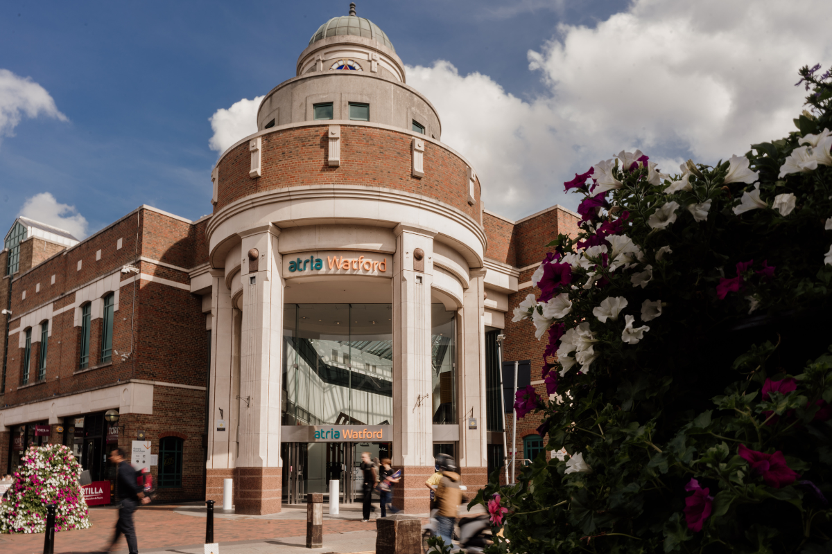 New place to eat opening in Watford High Street store