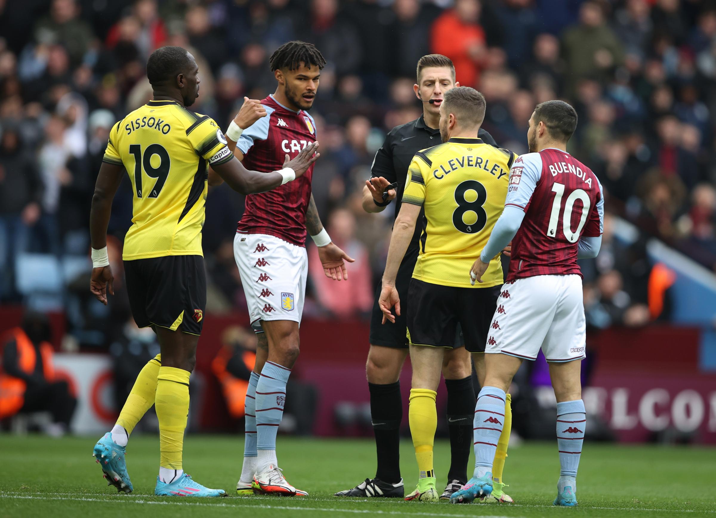 'We need to follow his way' - Sissoko on Tom Cleverley