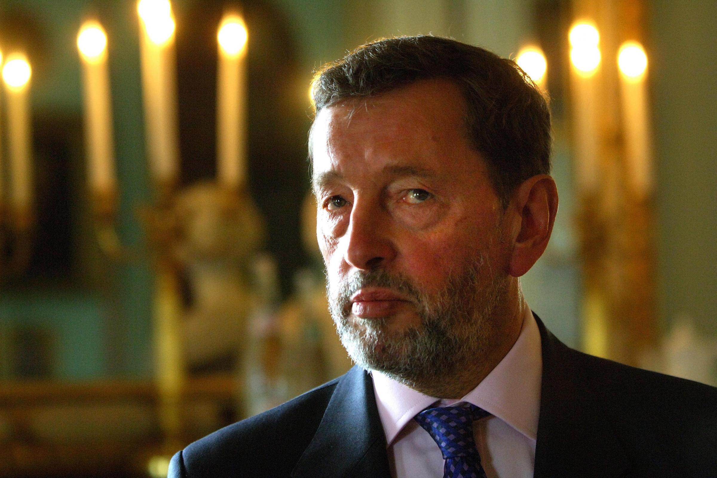 Lord Blunkett injured after falling into gap at tube station