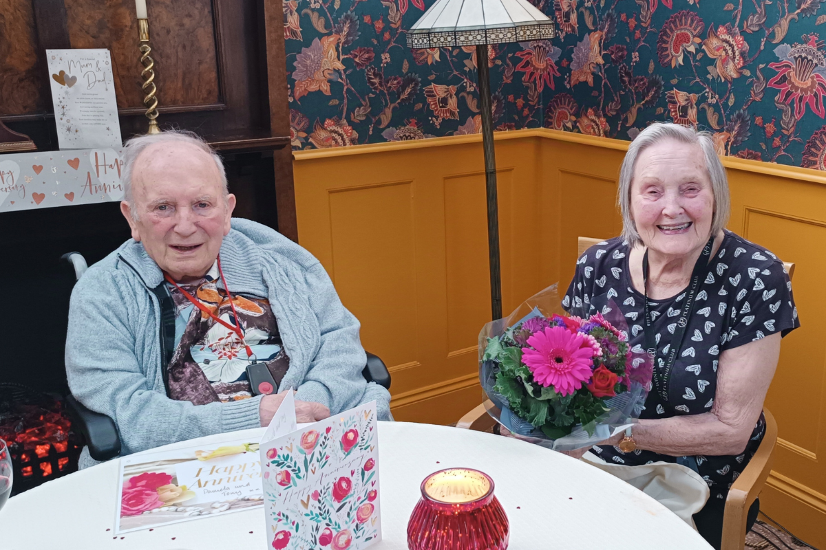 Care home couple celebrate 69th wedding anniversary